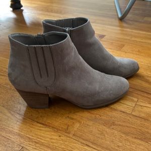 Ankle boots